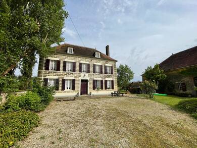 Maison à vendre 199 000 € 7 pièces 4 chambres 184 m² 2 463 m² de terrain Chessy les Pres 10130