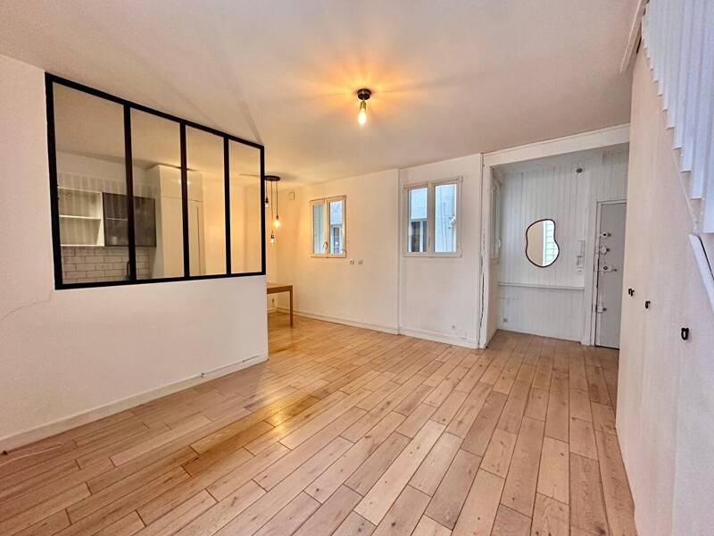 Maison à louer, 58m², PARIS 18E