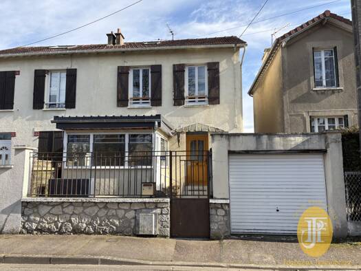 Maison à louer 1 000 € 3 pièces 2 chambres 79,4 m² Vernon 27200
