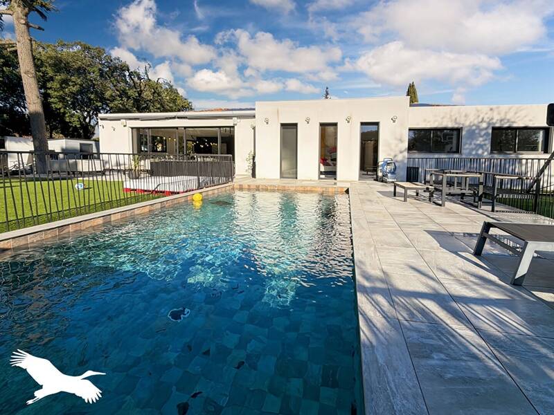 Maison à vendre, 350m², MARSEILLE 12E