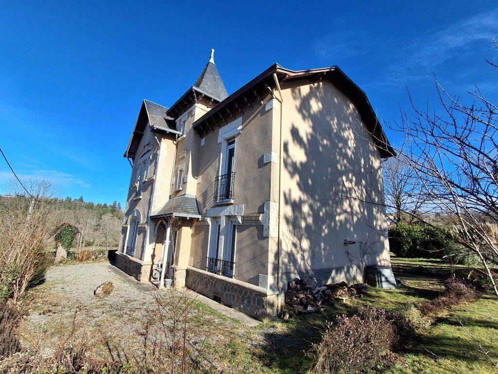 Maison à vendre, 159m², SAINT LEONARD DE NOBLAT