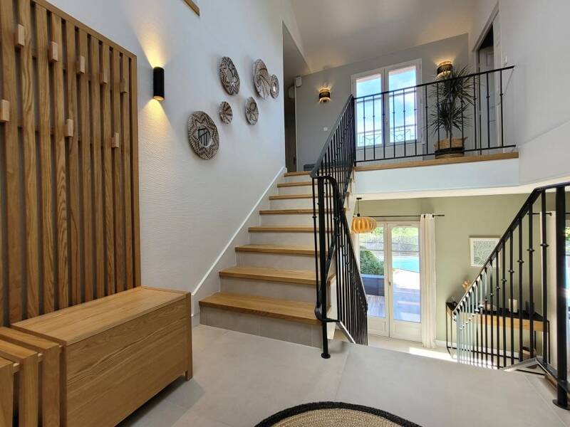 Maison à louer, 180m², FONTAINES SAINT MARTIN