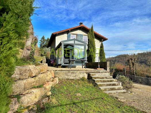 Maison à vendre 319 000 € 5 pièces 4 chambres 105 m² 4 074 m² de terrain Maubec 38300