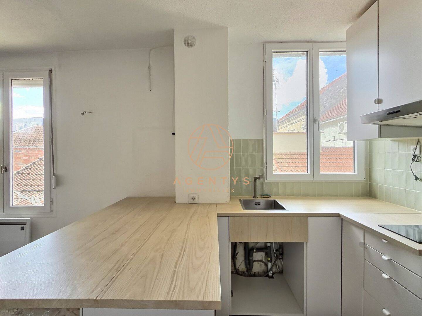 Maison à louer, 28m², SAINT MAUR DES FOSSES