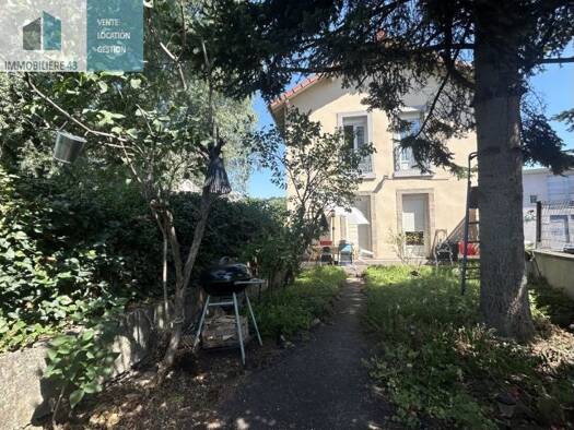 Immeuble à vendre 230 000 € 120 m² Saint Jean-République Le Puy-en-Velay 43000