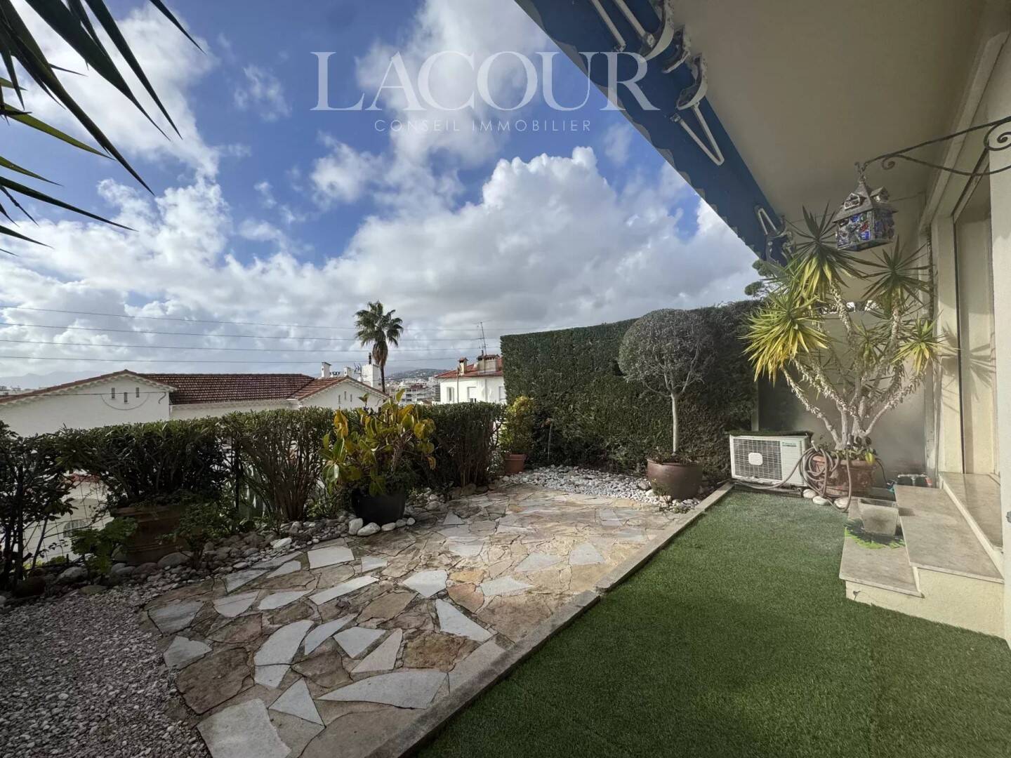 Maison à louer, 40m², CANNES