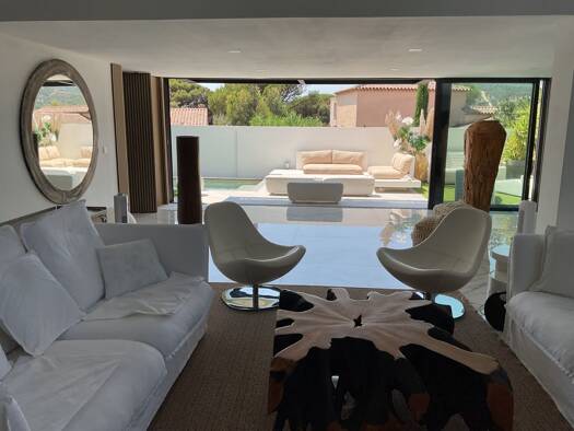Maison à vendre 850 000 € 5 pièces 4 chambres 272 m² Basse Suane-Les Virgiles Sainte-Maxime 83120