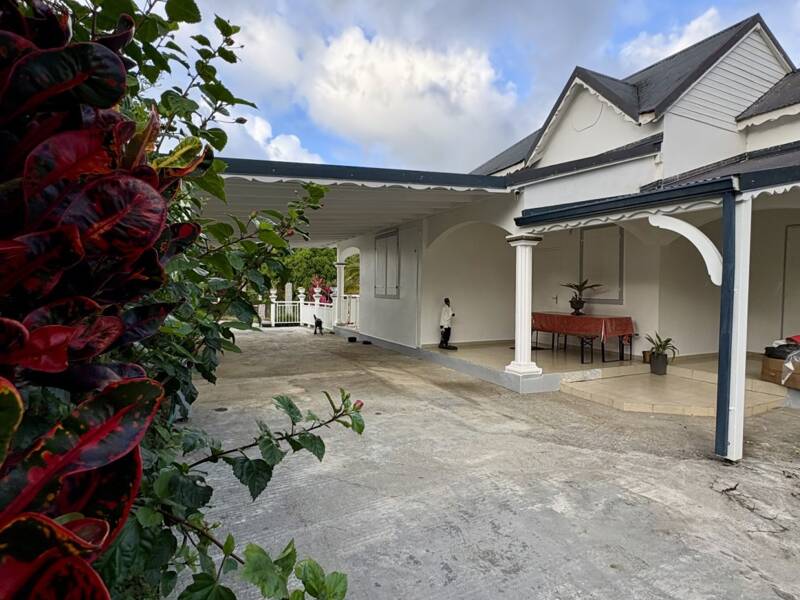 Maison à louer, 118m², BAIE MAHAULT