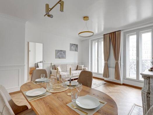Appartement à louer 3 090 € 3 pièces 2 chambres 61 m² Étage 2/6 Porte Saint Denis-Paradis Paris 10ème arrondissement 75010