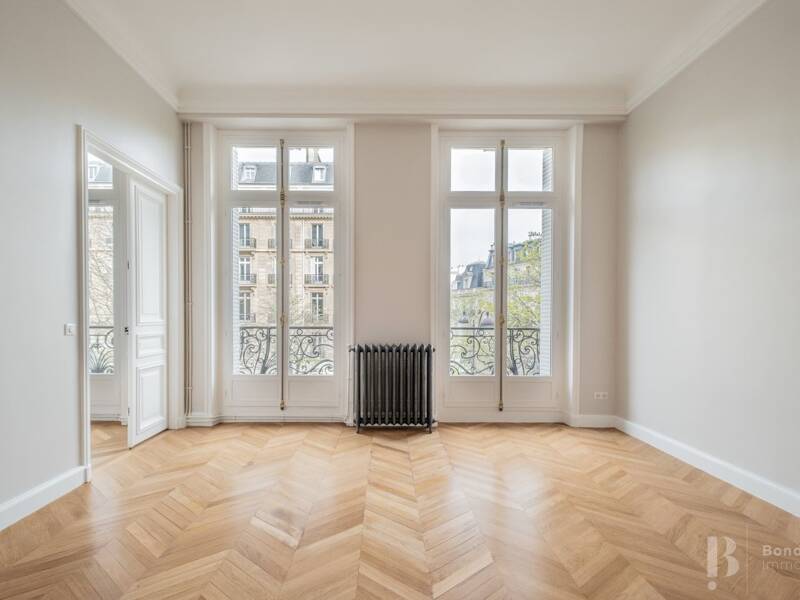 Maison à louer, 270m², PARIS 8E
