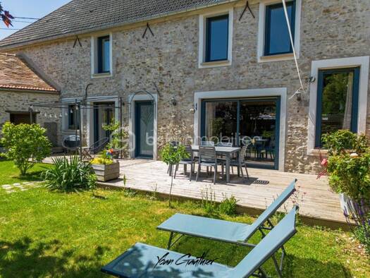 Ferme à vendre 415 000 € 8 pièces 5 chambres 181 m² 288 m² de terrain Villeconin 91580