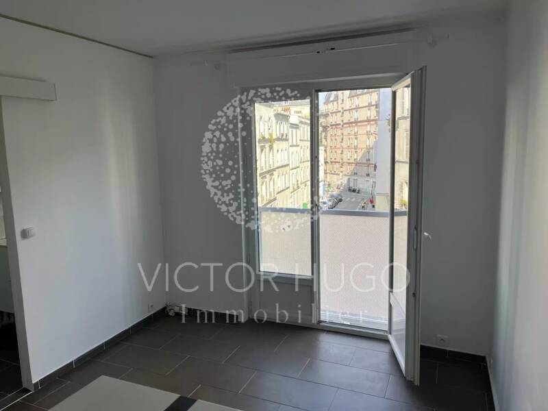 Maison à louer, 18m², PARIS 18E