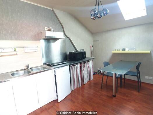 Appartement à louer - logement étudiant 551 € 1 pièce 36,3 m² Étage 1/1 Bordeaux 33800