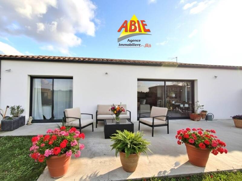Maison à vendre, 114m², SAINT SAUVEUR D'AUNIS