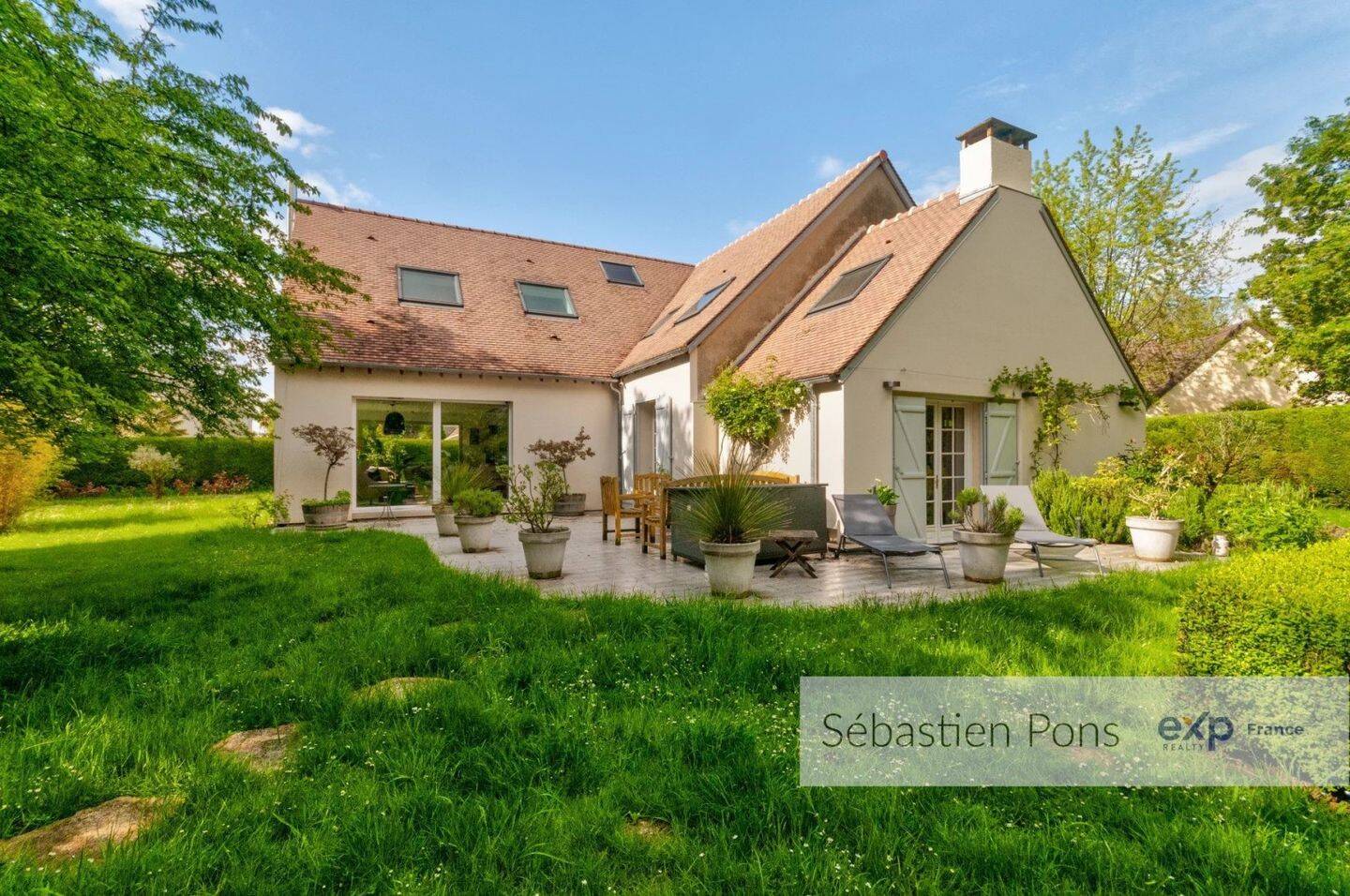 Maison à vendre, 269m², SAINT NOM LA BRETECHE