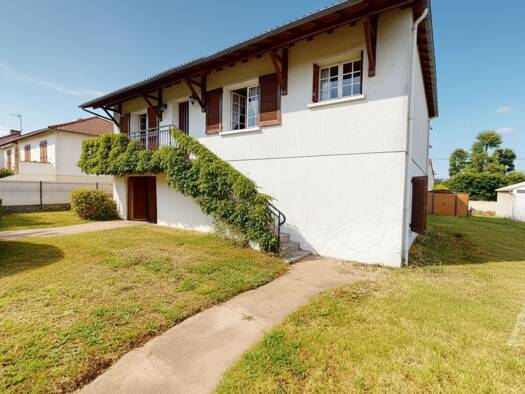 Maison à vendre 113 500 € 4 pièces 2 chambres 119,89 m² 610 m² de terrain Les Ecarts Le Poinçonnet 36330