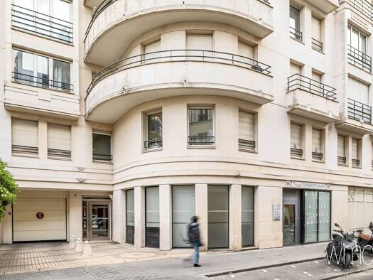 Appartement à vendre - Première occupation 1 155 000 € 3 pièces 2 chambres 75 m² Étage 1/6 Gros Caillou Paris 7ème arrondissement 75007