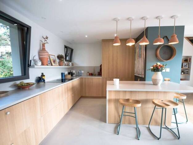 Maison à vendre 1 250 000 € 6 pièces 5 chambres 135 m² 994 m² de terrain Sevrier 74320