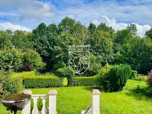 Maison de plain-pied à vendre 355 000 € 10 pièces 5 chambres 251 m² 745 m² de terrain Godewaersvelde 59270