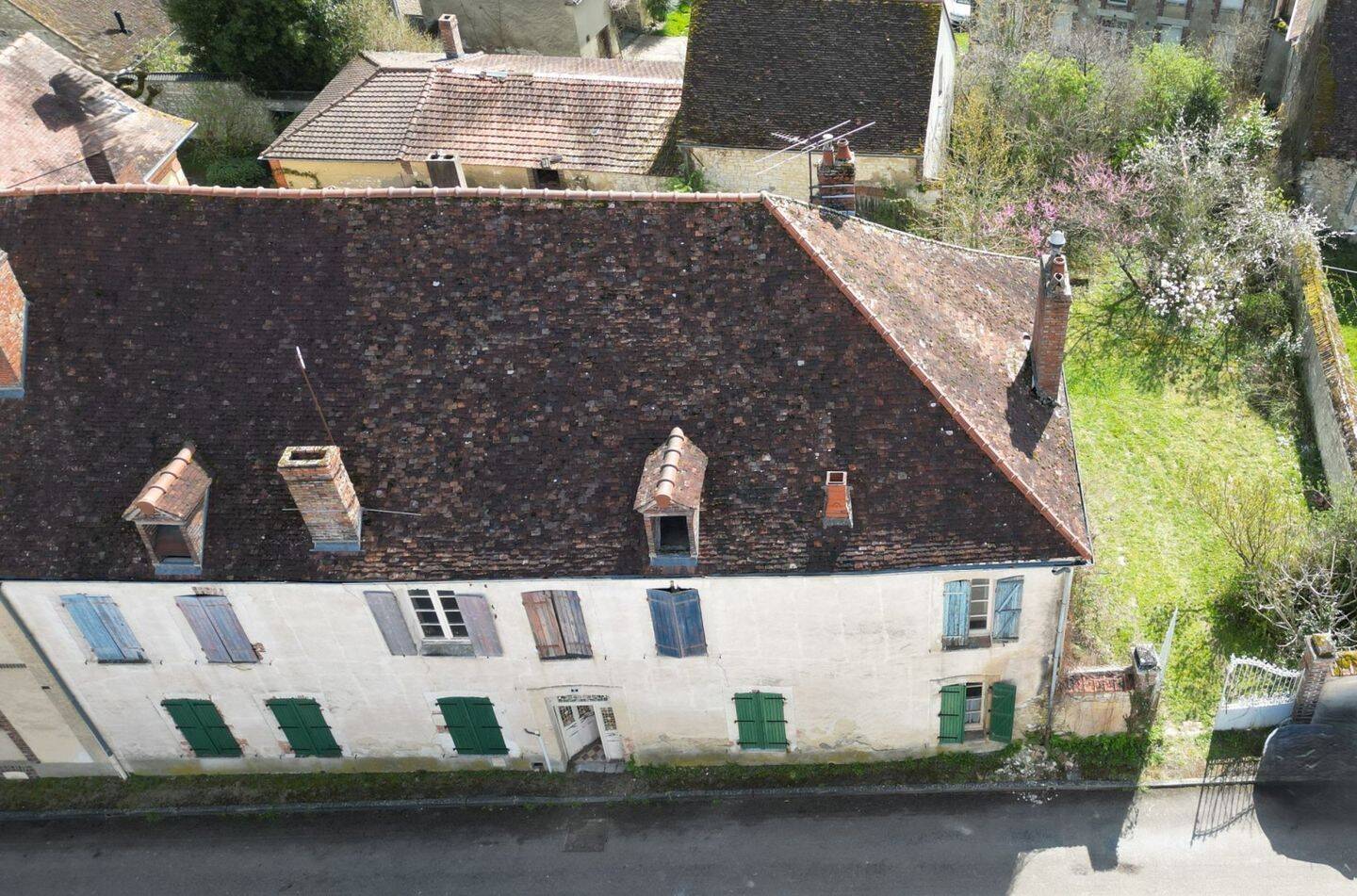 Maison à vendre, 250m², NEUVY SAUTOUR