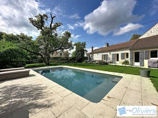 Maison à vendre 695 000 € 6 pièces 4 chambres 166 m² 1 098 m² de terrain Chevreuse 78460