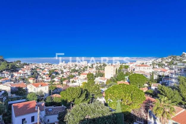 Maison à vendre 2 800 000 € 9 pièces 5 chambres 313 m² 900 m² de terrain Marseille 7ème 13007