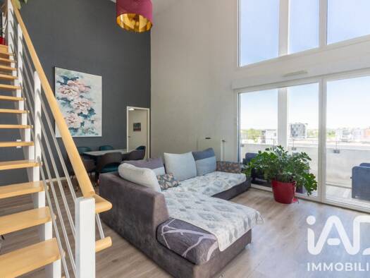 Appartement à vendre 375 000 € 5 pièces 4 chambres 127 m² Étage 7/7 Bordeaux-Lac Bordeaux 33300