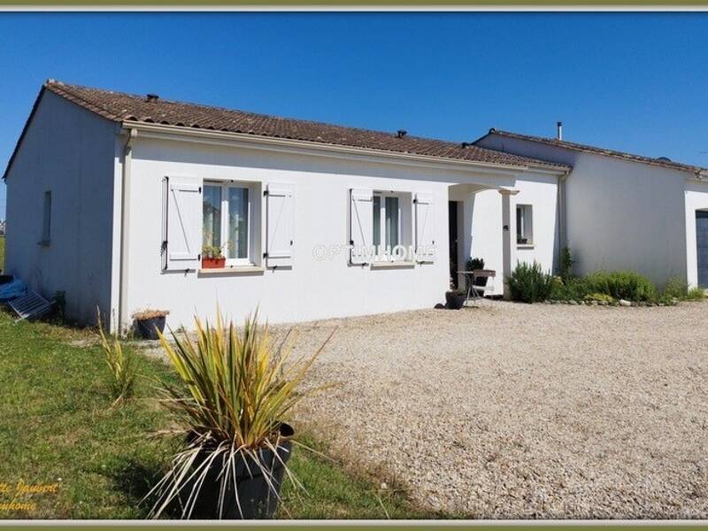 Maison à vendre, 105m², VILLEBOIS LAVALETTE