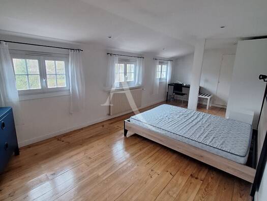 Duplex à louer 540 € 1 pièce 19 m² Étage 2/2 Chantereine-La Fontaine-Arcades-Castermant Chelles 77500