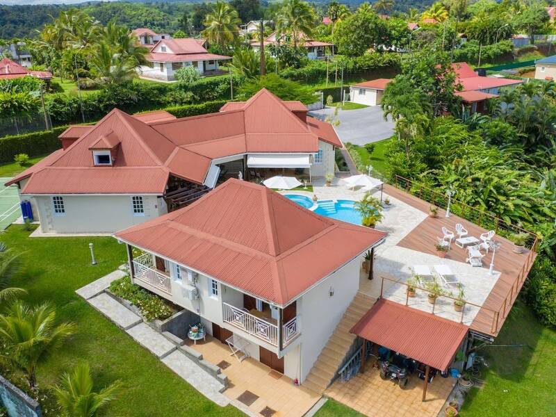 Maison à vendre, 305m², PETIT BOURG