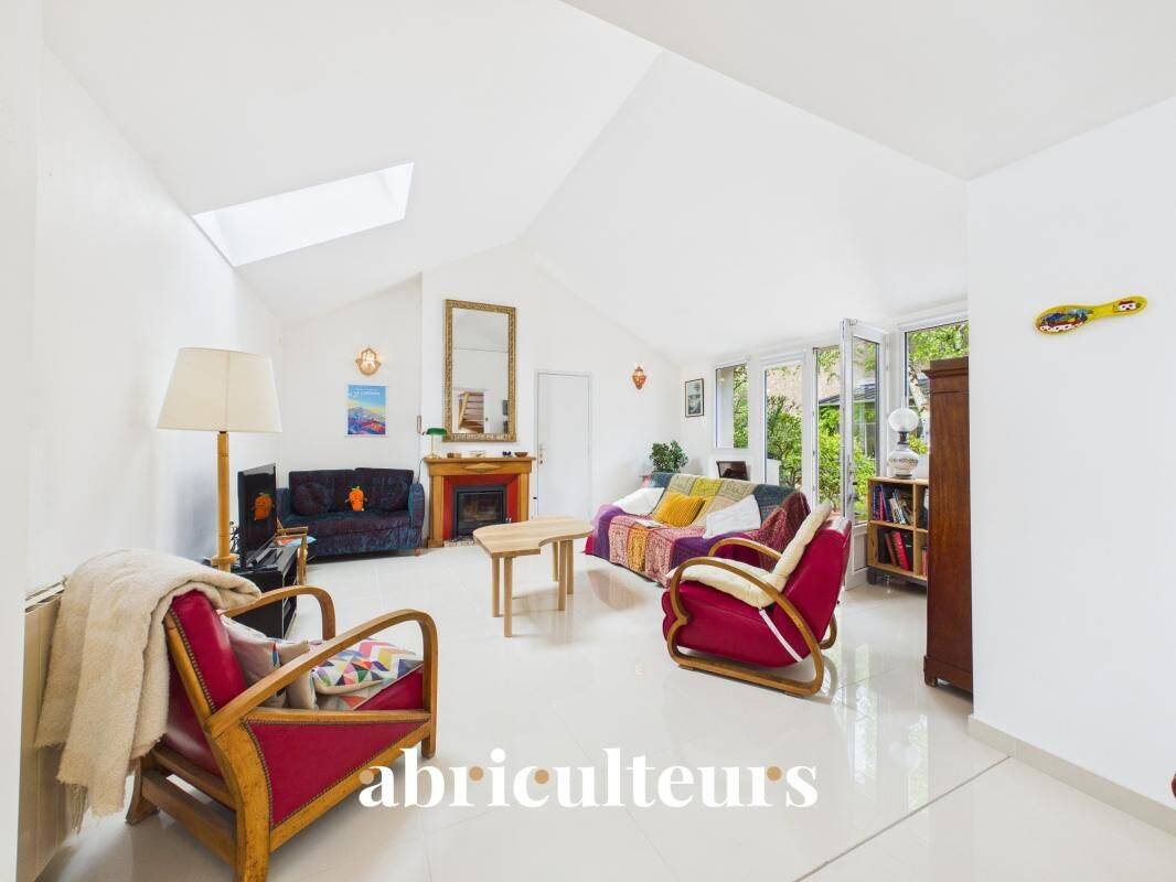 Maison familliale - 5 chambres et 1 bureau -Jardin arboré - Gara — 4