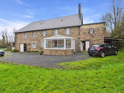 Maison à vendre 199 000 € 6 pièces 4 chambres 111 m² 1 400 m² de terrain Roncey 50210