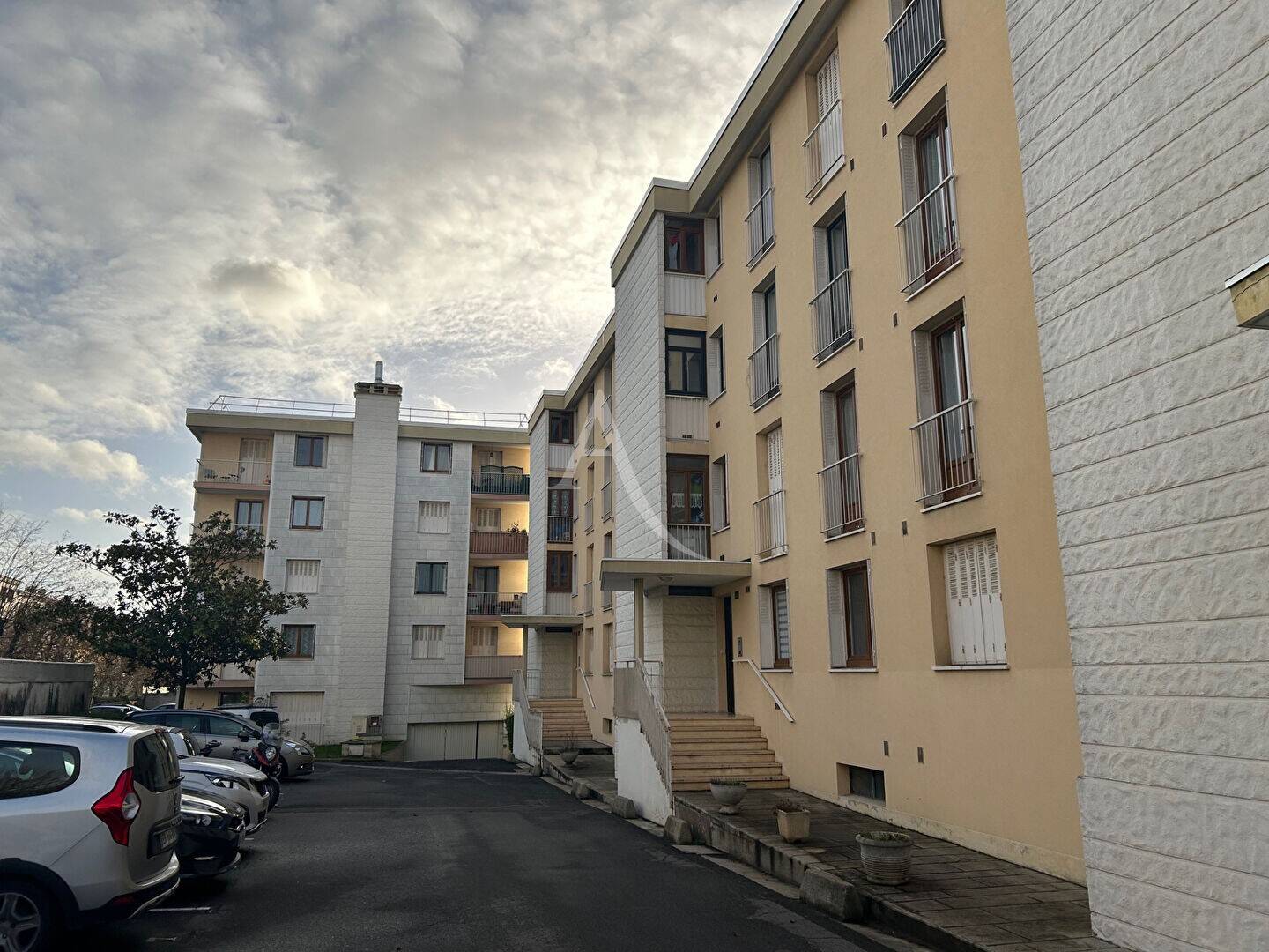 Maison à louer, 77m², CHAMPIGNY SUR MARNE