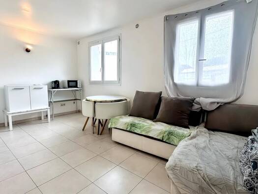 Appartement à vendre 69 000 € 1 pièce 19,1 m² 1er étage Pressoir-Prompt-Bas Coudray Corbeil-Essonnes 91100