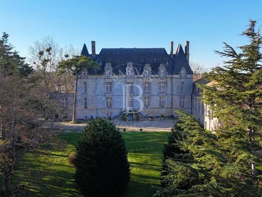 Château à vendre 1 950 000 € 10 chambres 528 m² 11 667 m² de terrain Courseulles-sur-Mer 14470