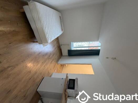 Appartement à louer - logement étudiant 490 € 1 pièce 1 chambre 14 m² 1er étage Epeule-Trichon Roubaix 59100
