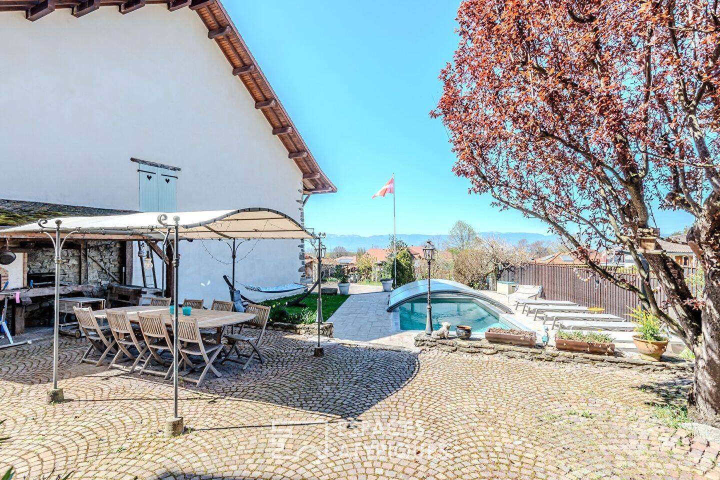 Maison à vendre, 473m², SAINT CERGUES