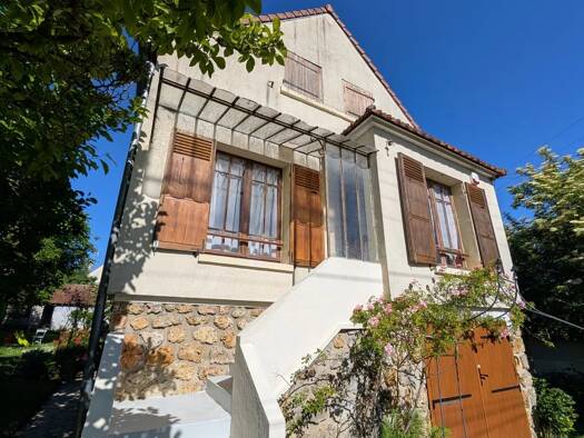Maison à vendre 578 000 € 7 pièces 5 chambres 176 m² 787 m² de terrain Nord Yvette Saint-Rémy-lès-Chevreuse 78470