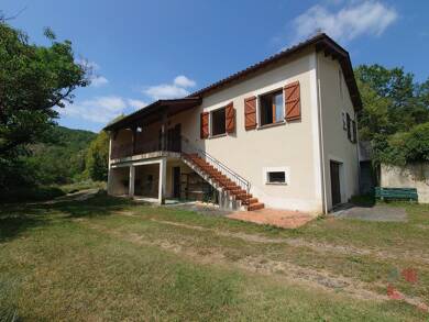 Maison à vendre 199 280 € 4 pièces 3 chambres 110 m² 70 062 m² de terrain Grezels 46700