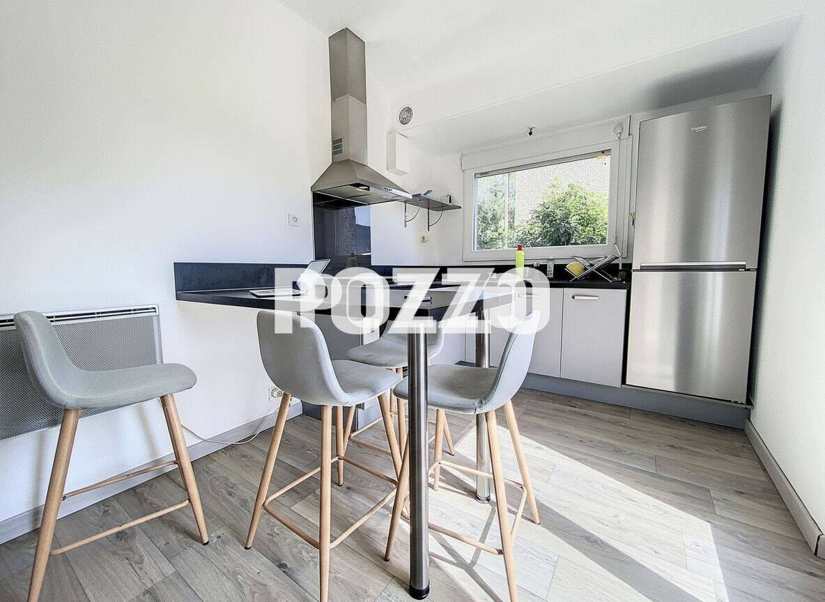 Maison à vendre, 119m², SAINT JEAN DES CHAMPS