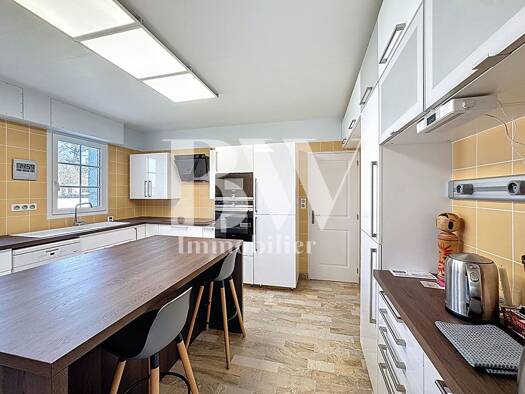 Maison de plain-pied à vendre 598 000 € 12 pièces 7 chambres 270 m² 1 731 m² de terrain Saint Pierre Brest 29200