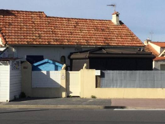 Maison de plain-pied à louer 1 460 € 4 pièces 3 chambres 98 m² Saint-Cyprien-Plage Saint-Cyprien 66750