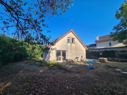 Maison à vendre 264 500 € 6 pièces 4 chambres 99,75 m² 722 m² de terrain Marchaux-Chaudefontaine 25640