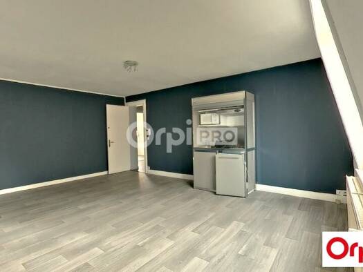 Espace bureau à louer 1 100 € 66 m² de bureaux divisible jusqu'à 66 m² Lille 59800