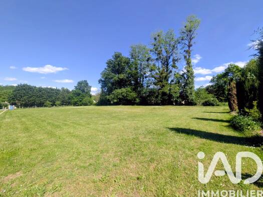 Terrain constructible à vendre 199 900 € 2 379 m² de terrain Landiras 33720