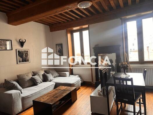 Duplex à louer 628 € 3 pièces 2 chambres 57 m² 2ème étage Thoissey 01140