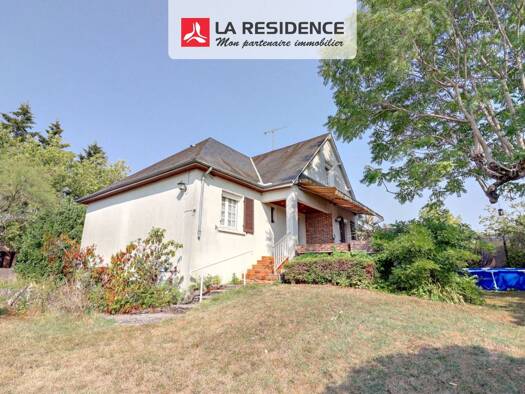 Maison à vendre 234 000 € 5 pièces 3 chambres 122 m² 632 m² de terrain Blois 41000