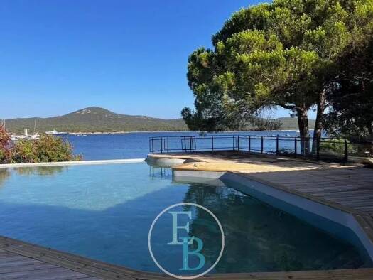 Appartement à vendre - Première occupation 1 055 000 € 4 pièces 3 chambres 105,6 m² RDC Pianottoli-Caldarello 20131