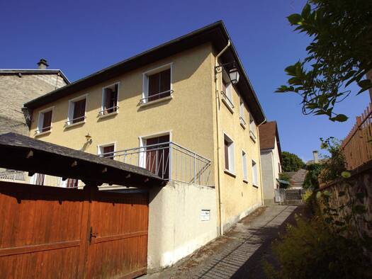 Maison à vendre 375 000 € 8 pièces 6 chambres 170 m² 180 m² de terrain Sinard 38650