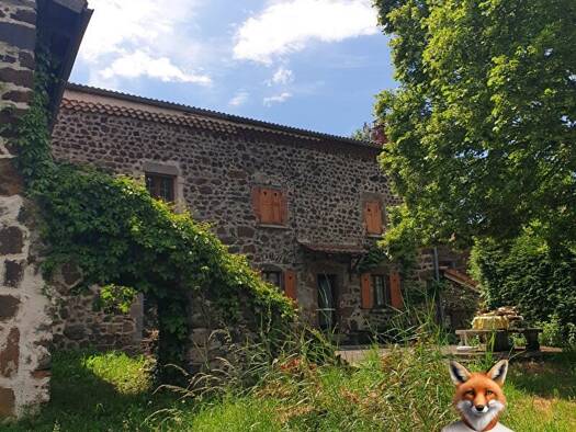 Maison à vendre 150 500 € 6 pièces 3 chambres 95,1 m² 985 m² de terrain Saint-Arcons-d'Allier 43300